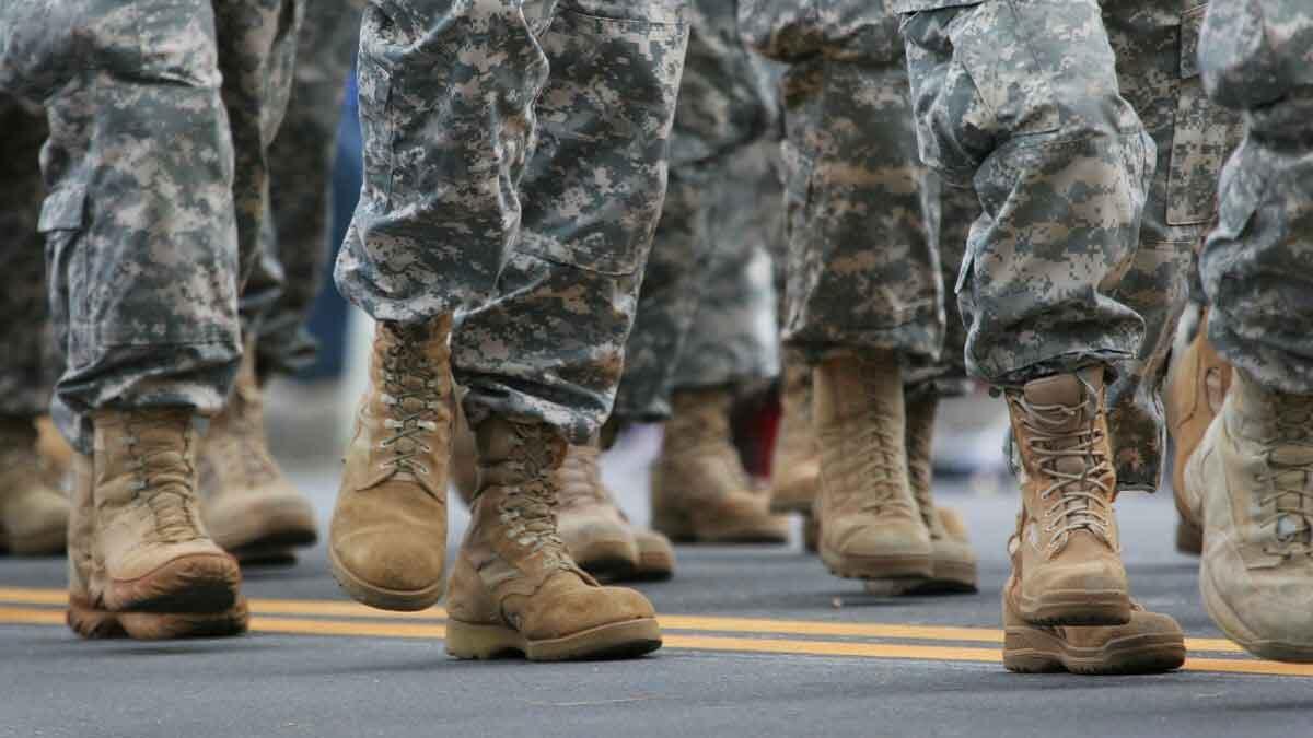 sandf boots marching