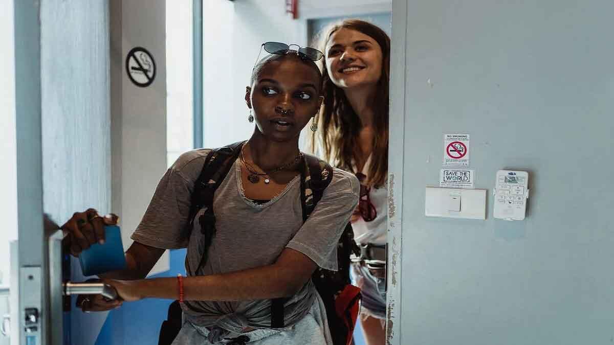 students walking into room