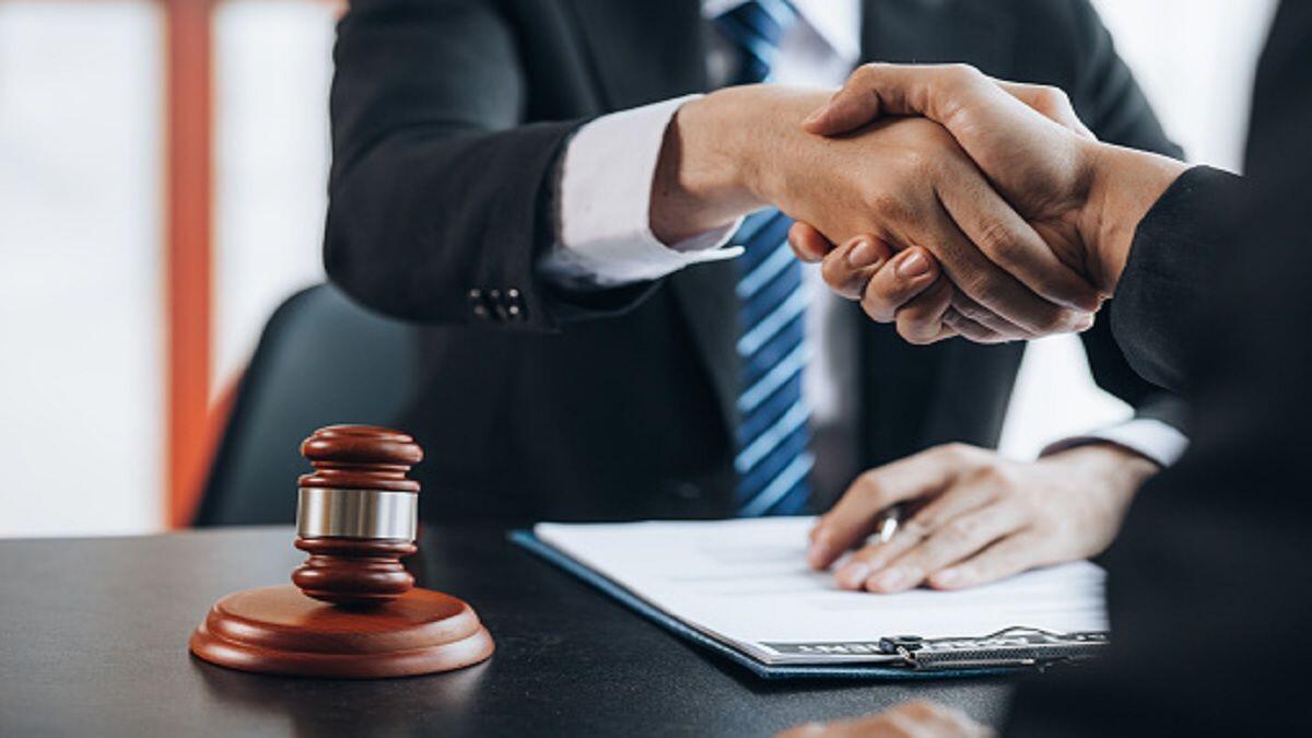 A lawyer working with a clin