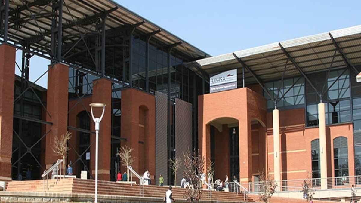 Unisa vice chancellor to be dismissed
