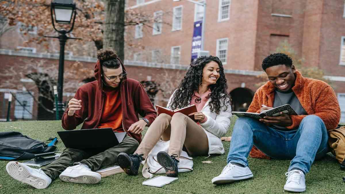 Boston City Campus students on the new campus