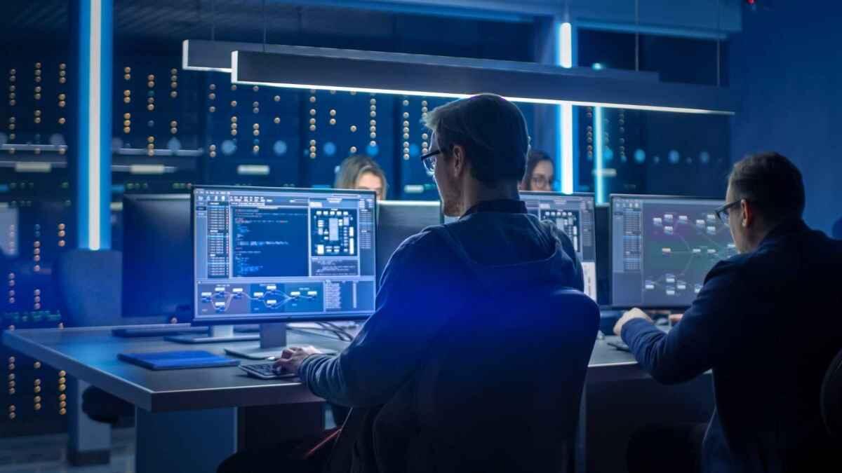 cybersecurity employees