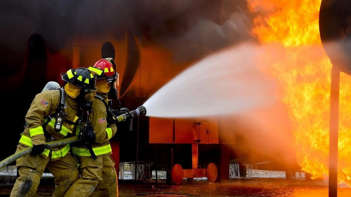 emergency services respond quickly in student res fire