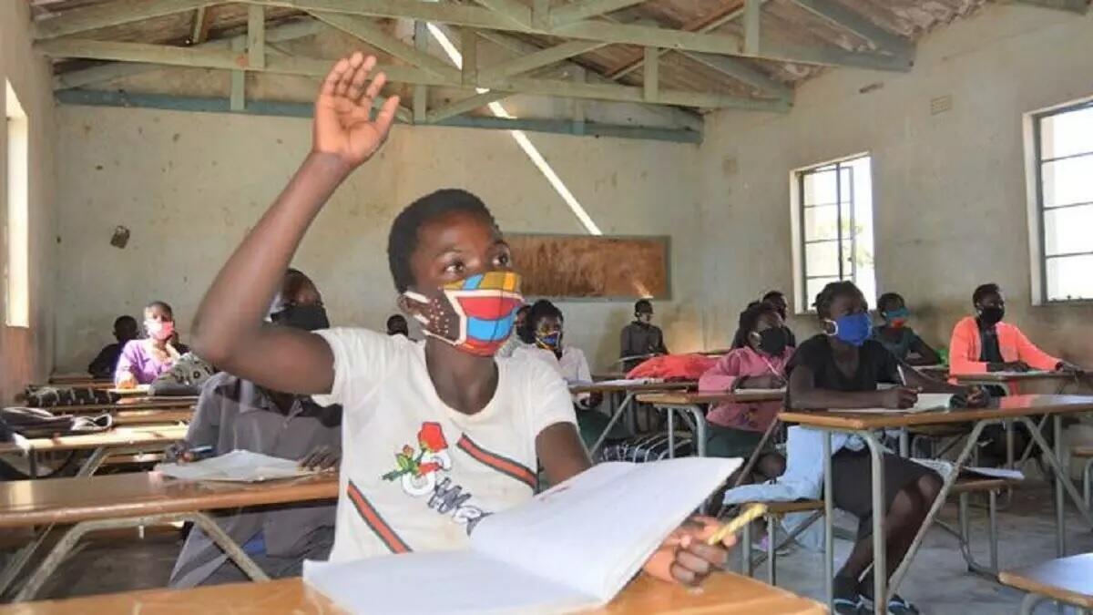 learners in overcrowded classroom