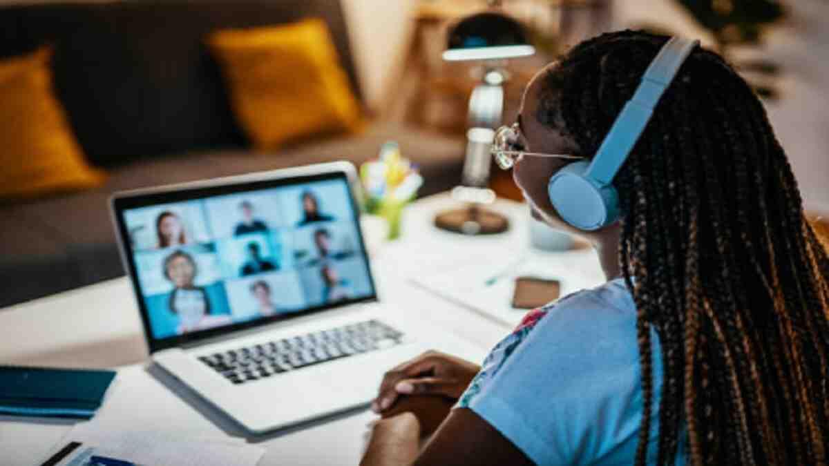 Student doing online classes as a result of her online study loan