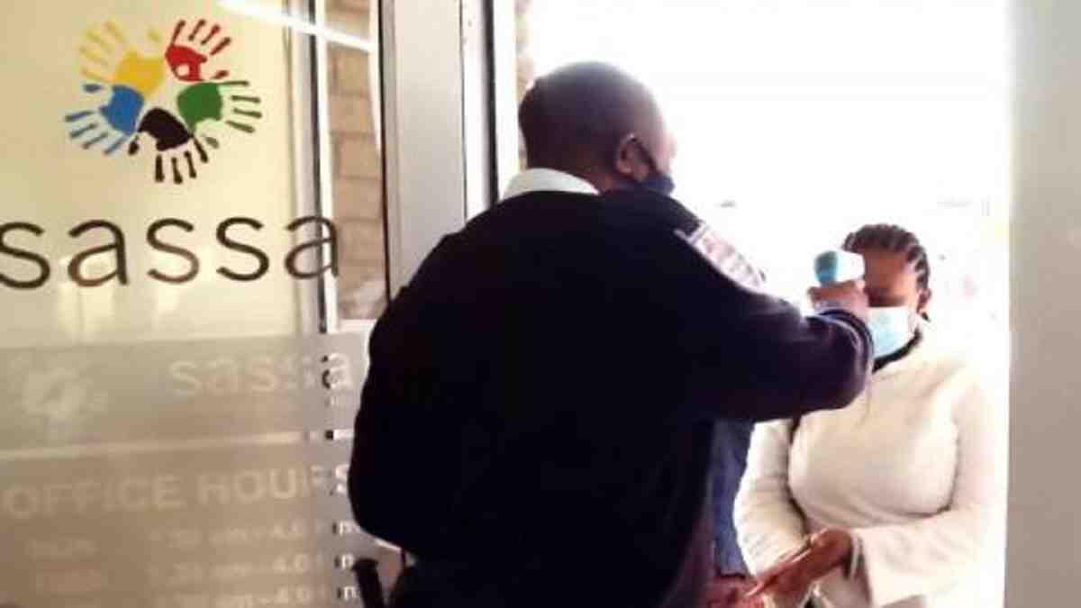 Sassa paying grants
