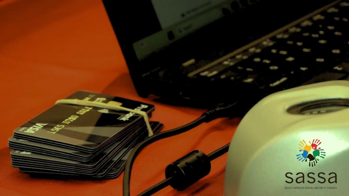 Postbank distributing Sassa cards