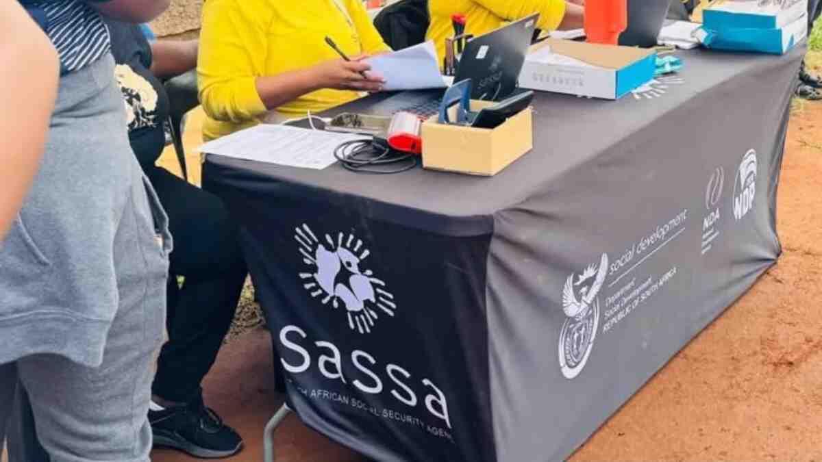 Sassa paying grants