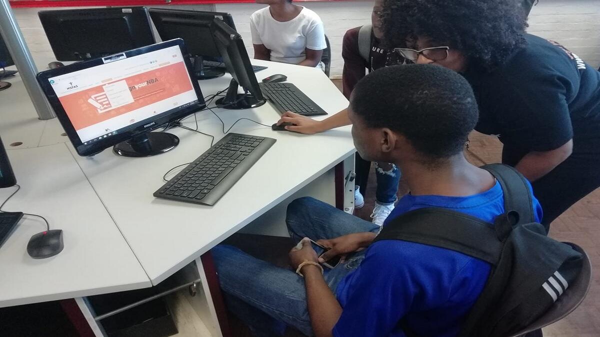 student submitting their nsfas application
