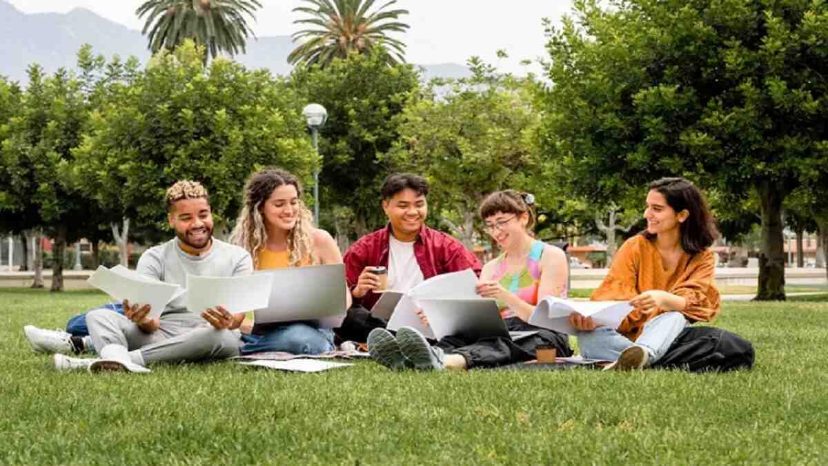 students who received isfap bursaries