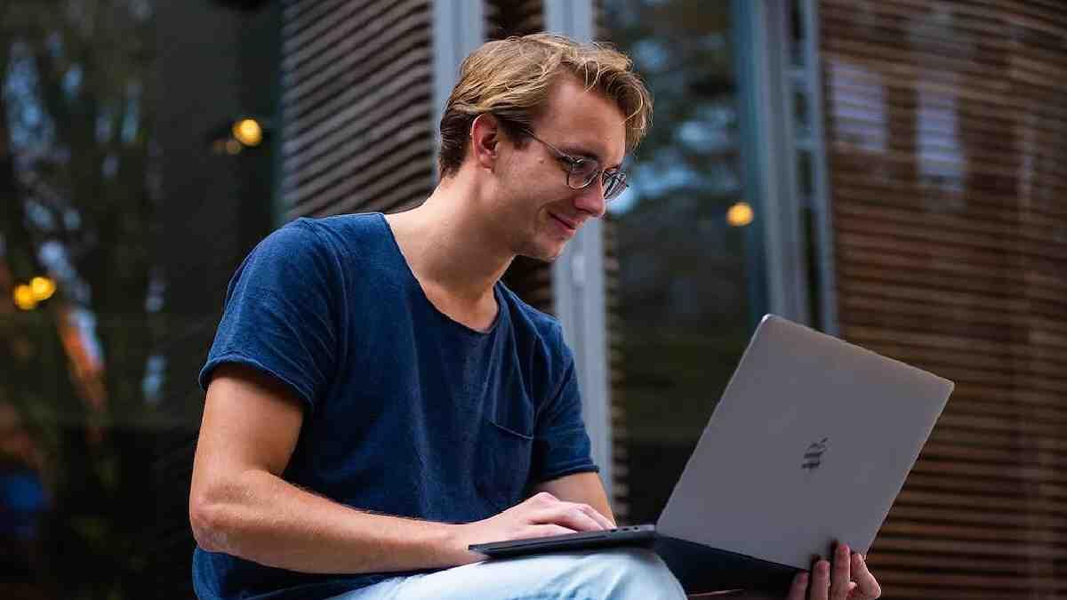 scholarship student