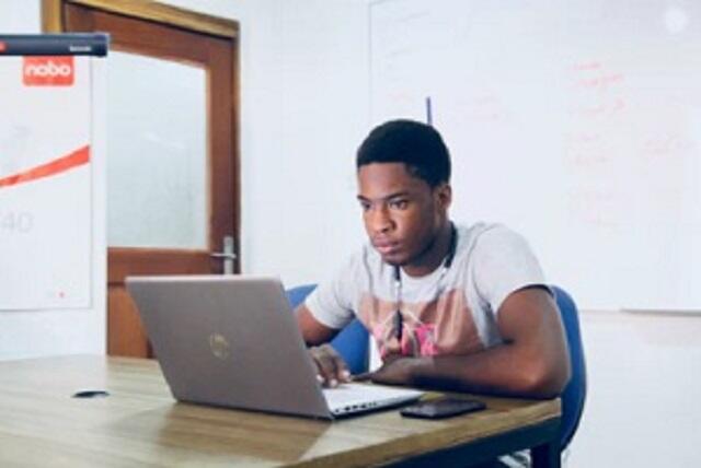 Will Unisa students get laptops?
