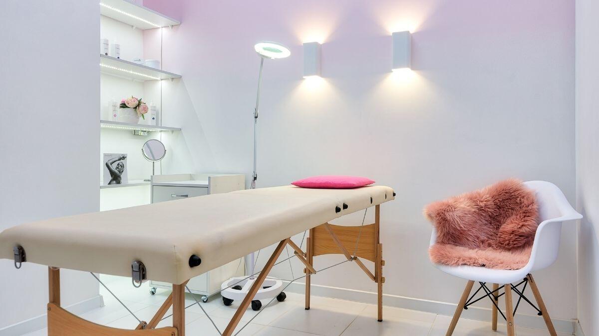 BEAUTY THERAPY room