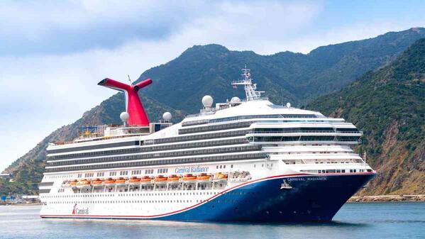 Cruise Ship 