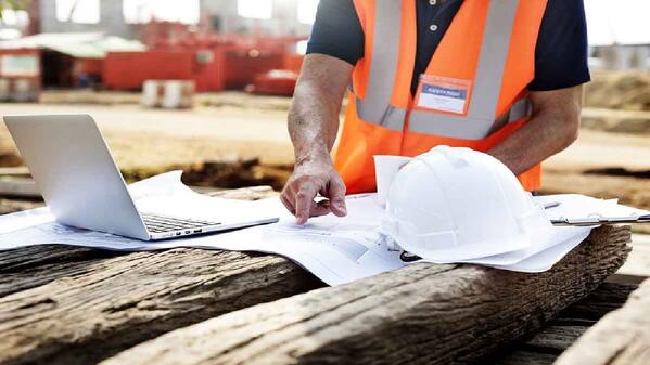 Worker with laptop