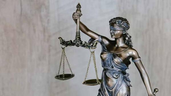 law figurine