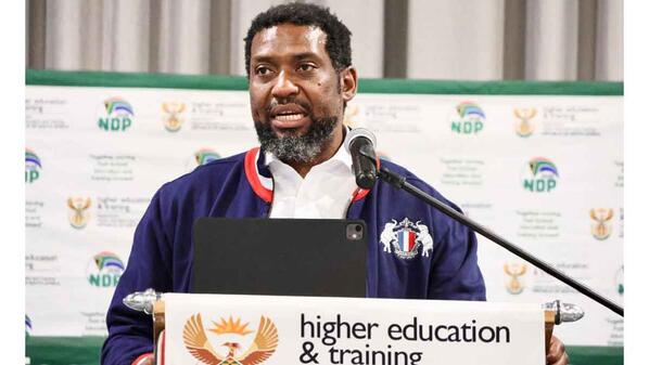 Minister Buti Manamela