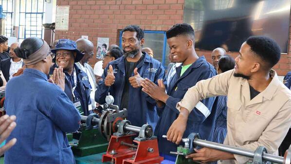 TVET students with Minister Maremela