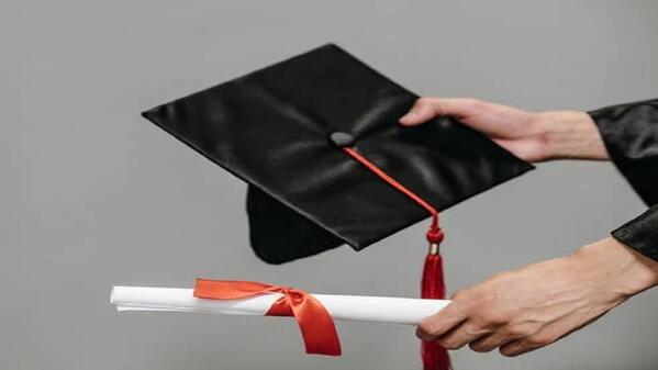University student holds degree