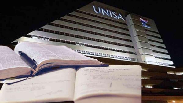 students to applying for Unisa 2025 admission 