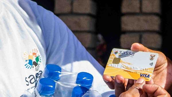 People collecting Sassa grants