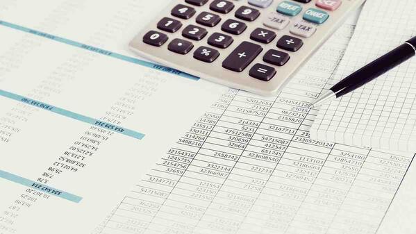someone studying an accounting course at boston city campus
