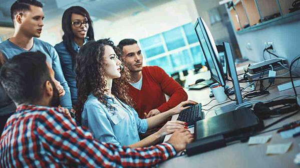 students doing Software Developer course